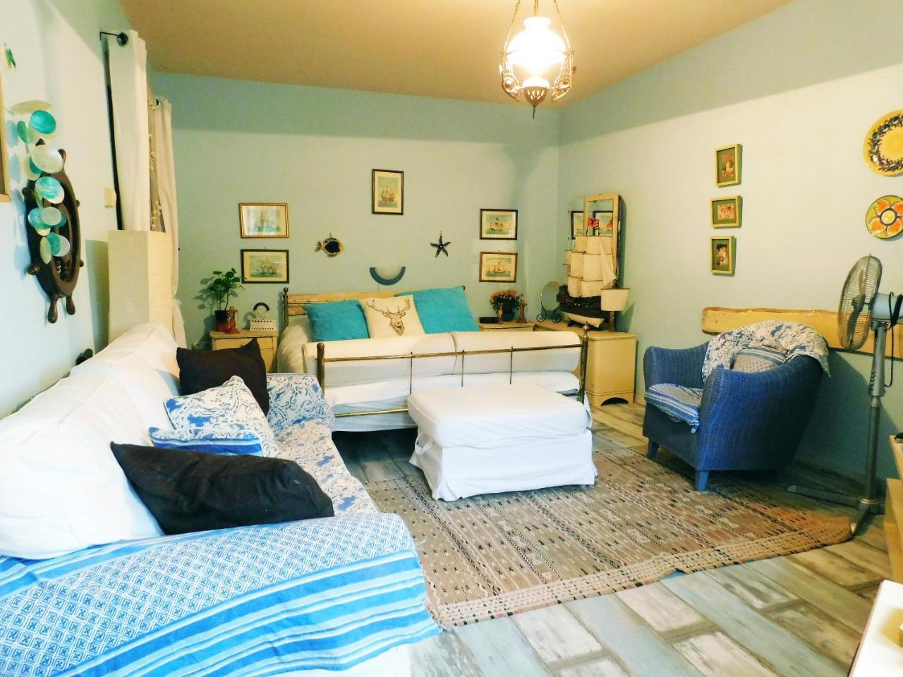 Best View Small House Free Parking Self Check-In Budapest Bagian luar foto